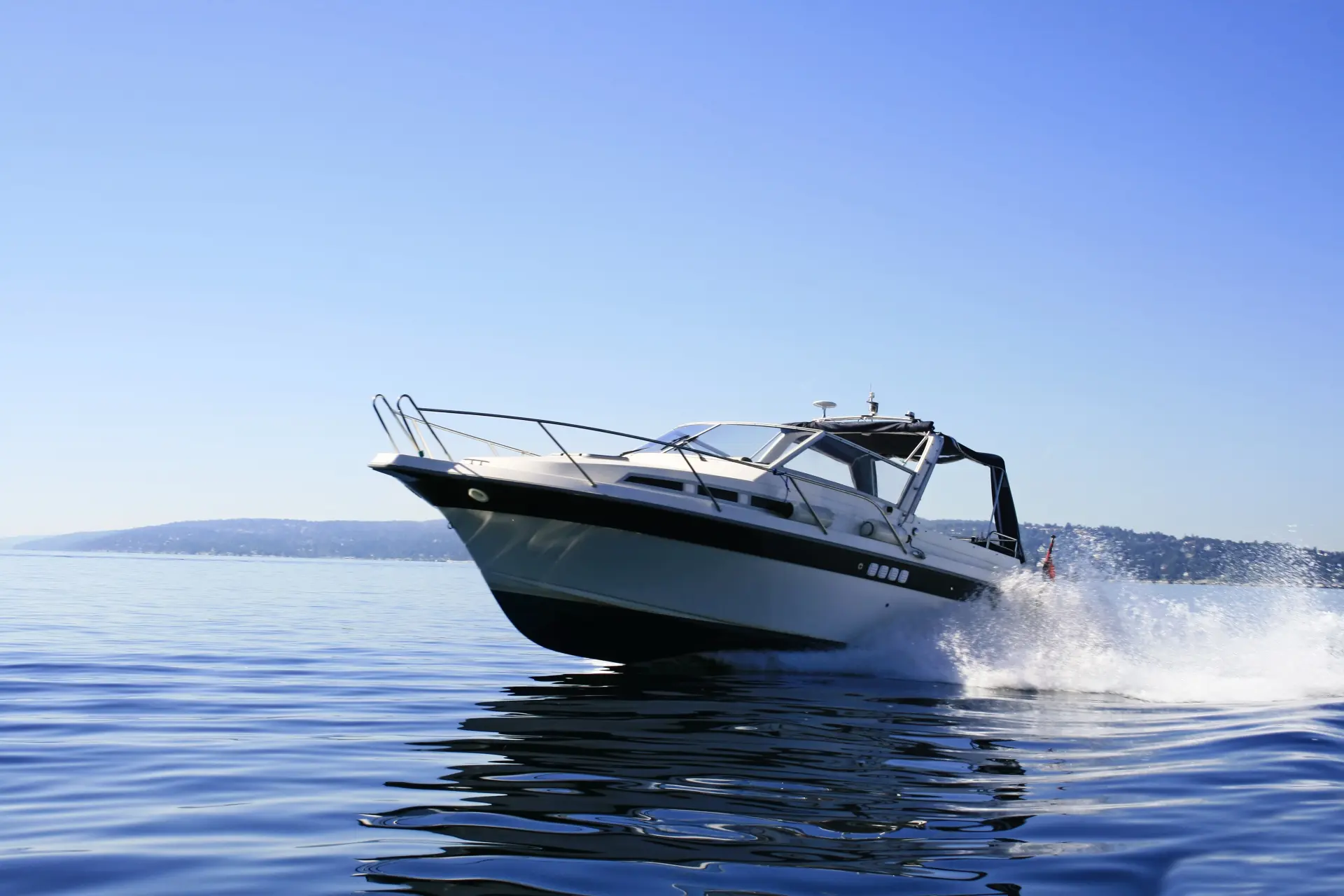 Top 5 des erreurs que les plaisanciers font avec leurs toiles de bateau et comment les éviter
