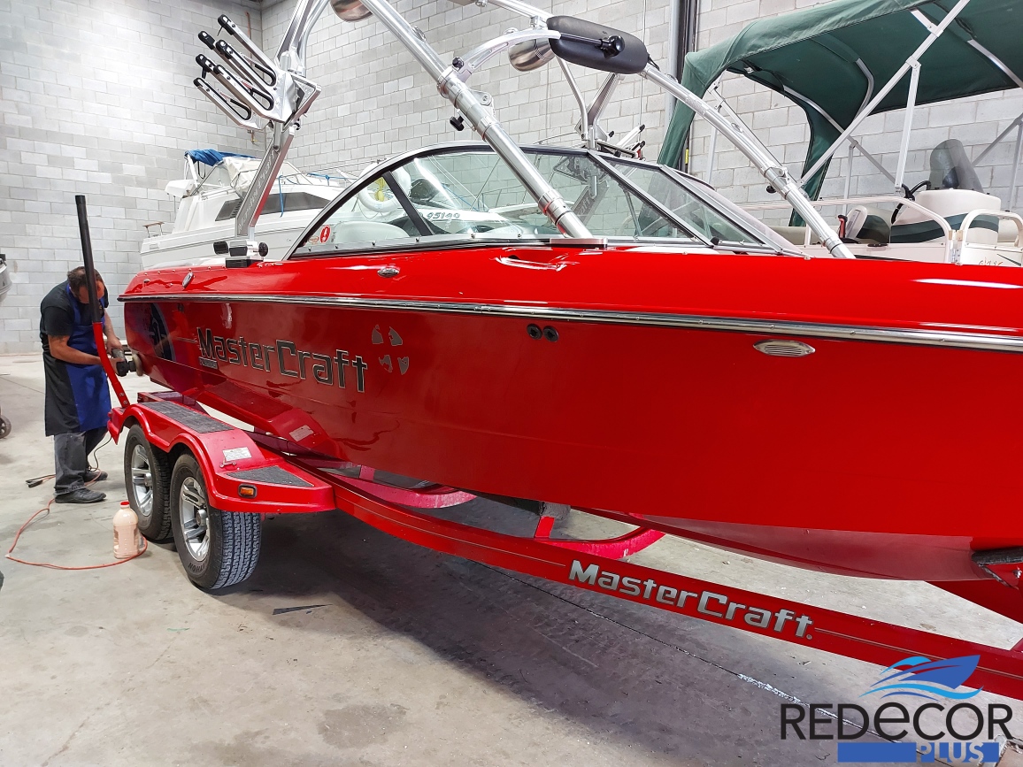 Compound pour bateau: Protégez votre embarcation durablement