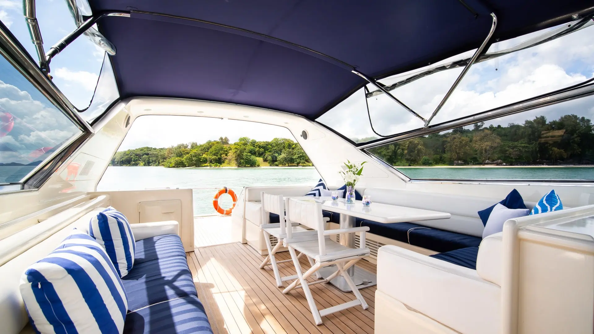Comment optimiser l’espace intérieur d’un bateau grâce à un aménagement sur mesure