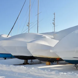 Entreposage d’hiver pour bateau - comment bien protéger votre embarcation