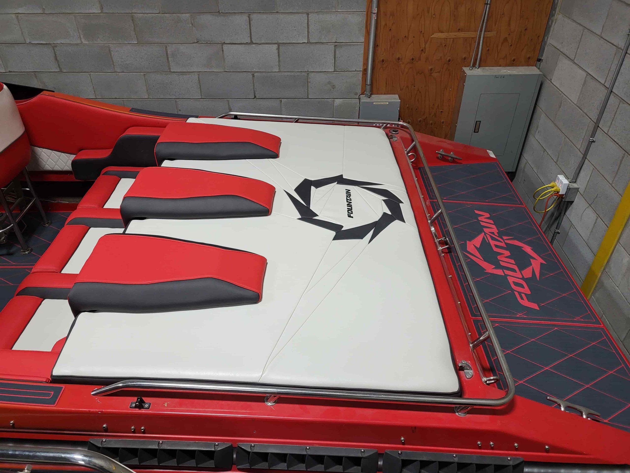 Banc de speed boat sur mesure